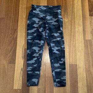 Aerie Gray Camouflage Leggings